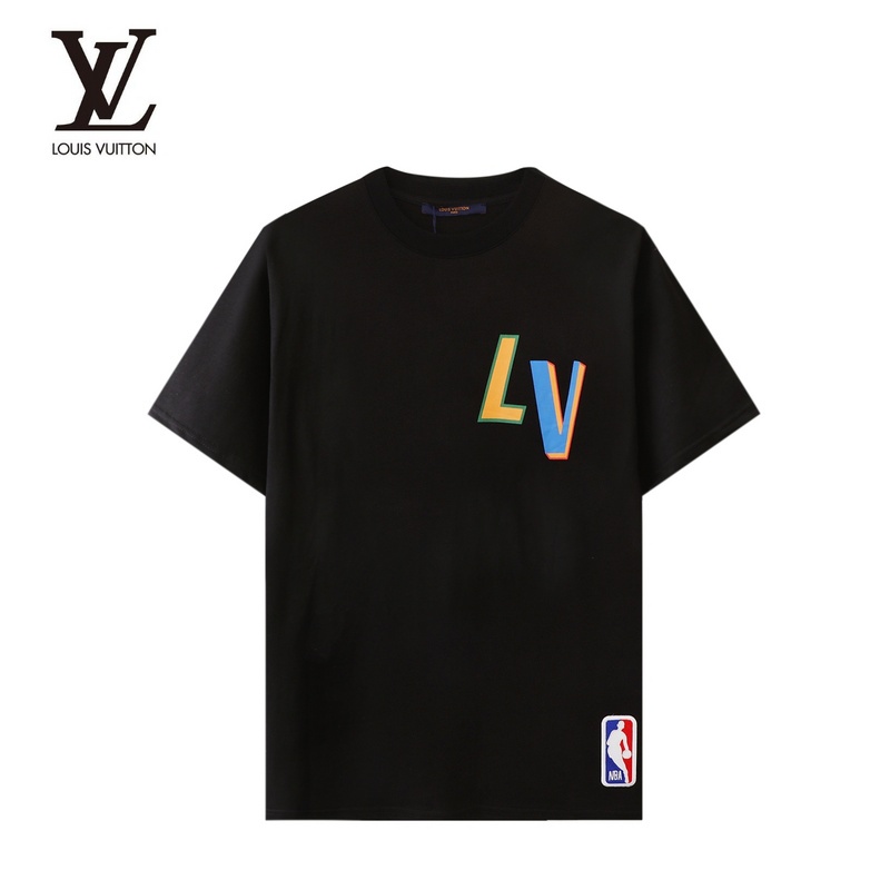 Louis Vuitton Men's T-shirts 366